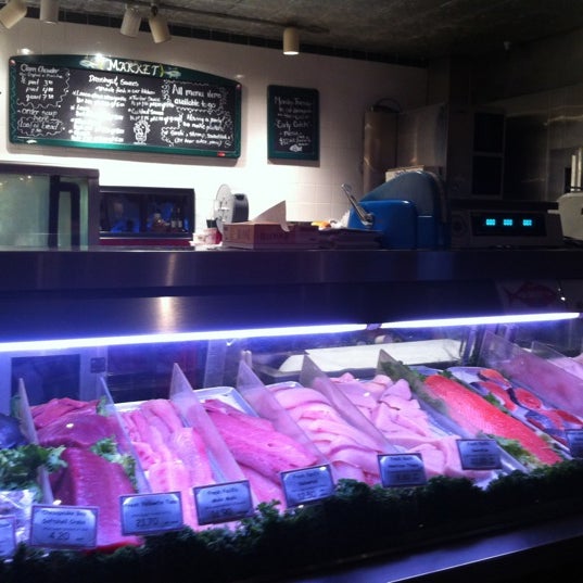 The Fish Market Del Mar 34 tips from 1707 visitors