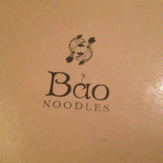 Foto tirada no(a) Mi Noodle Bar por Kenneth W. em 5/28/2012