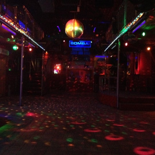 Photos At Club Yoko 1 Tip
