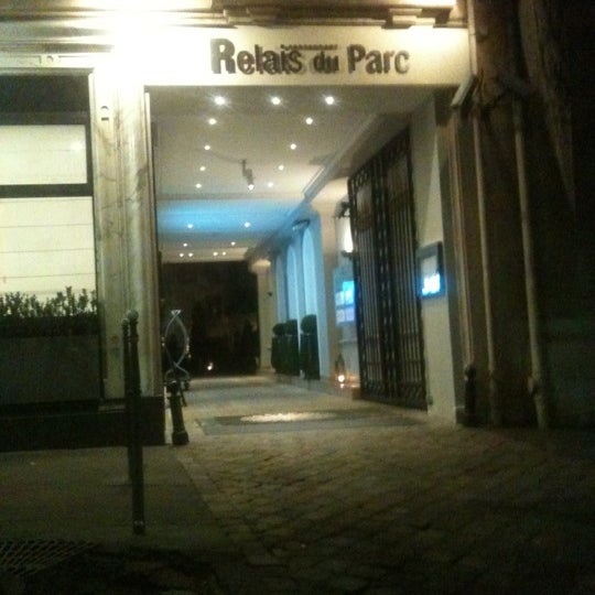 Das Foto wurde bei Le Relais du Parc von Adele M. am 3/6/2012 aufgenommen