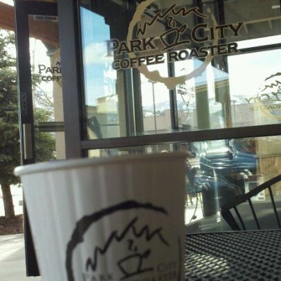 Foto tirada no(a) Park City Coffee Roaster por Josh B. em 3/25/2012