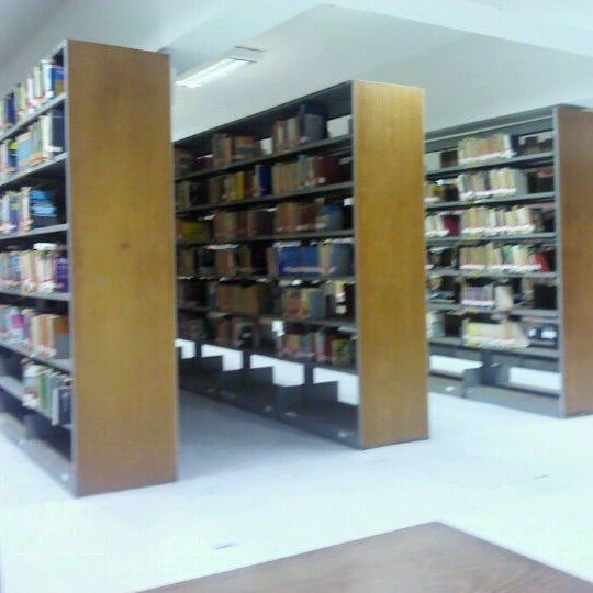 Photo taken at BCZM - Biblioteca Central Zila Mamede by Ana Paula S. on 3/10/2012