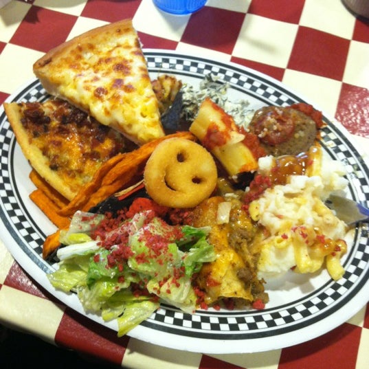 valentino s grand italian buffet maple village omaha ne