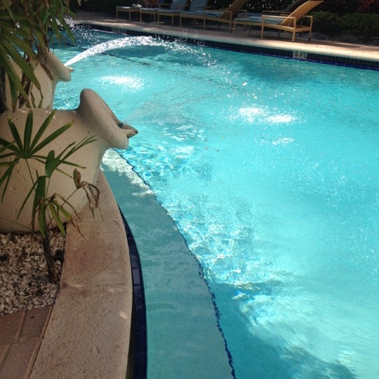 8/19/2012 tarihinde Alexio G.ziyaretçi tarafından Renaissance Fort Lauderdale Cruise Port Hotel'de çekilen fotoğraf