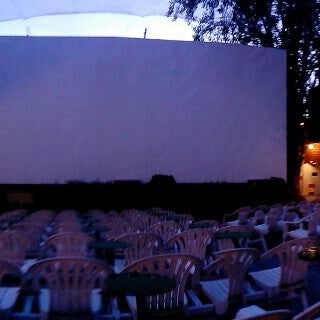 6/17/2012에 Jaci V.님이 Cinema Los Vergeles에서 찍은 사진