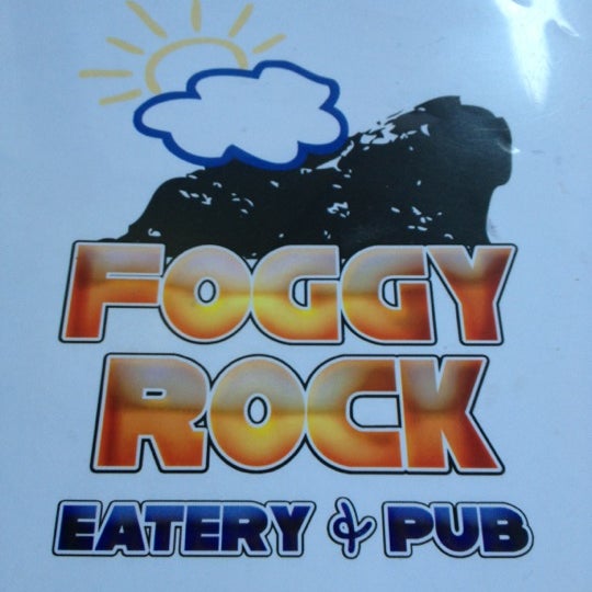 Снимок сделан в Foggy Rock Eatery &amp; Pub пользователем Ander E. 6/29/2012