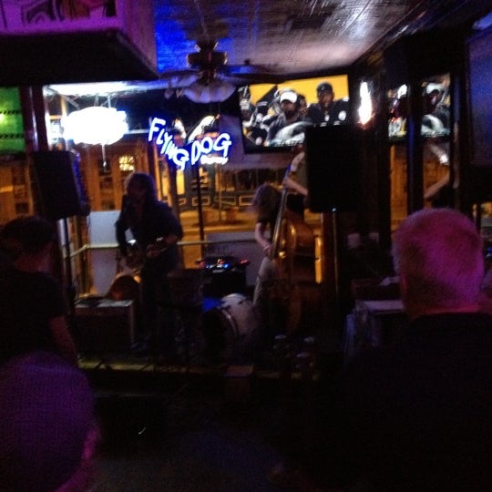 Photo prise au Stan &amp; Joe&#39;s Saloon West par Casey B. le8/20/2012