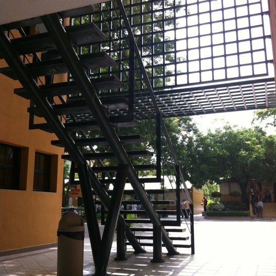 6/28/2012 tarihinde Carmn S.ziyaretçi tarafından Instituto Tecnológico de Santo Domingo (INTEC)'de çekilen fotoğraf