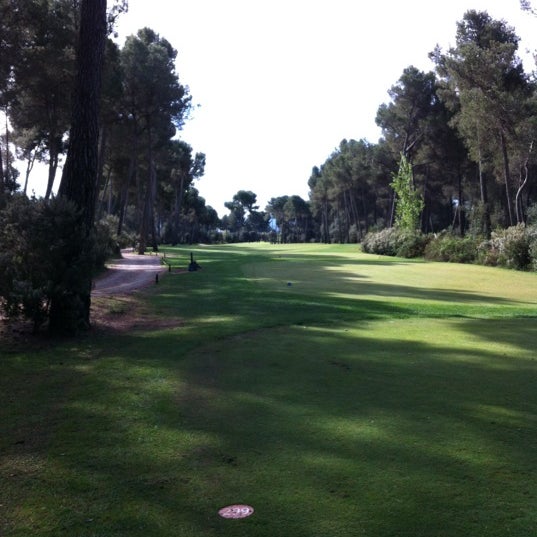 Снимок сделан в Real Club de Golf El Prat пользователем Carlos G. 4/14/2012