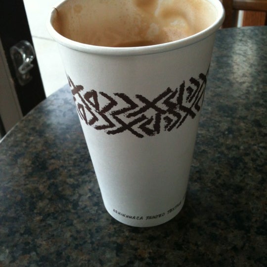 Photo taken at Peet&#39;s Coffee &amp; Tea by Kenneth L. on 4/26/2012