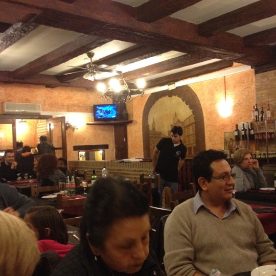 Photo taken at Restaurante El Jarrero by Pablo C. on 4/7/2012