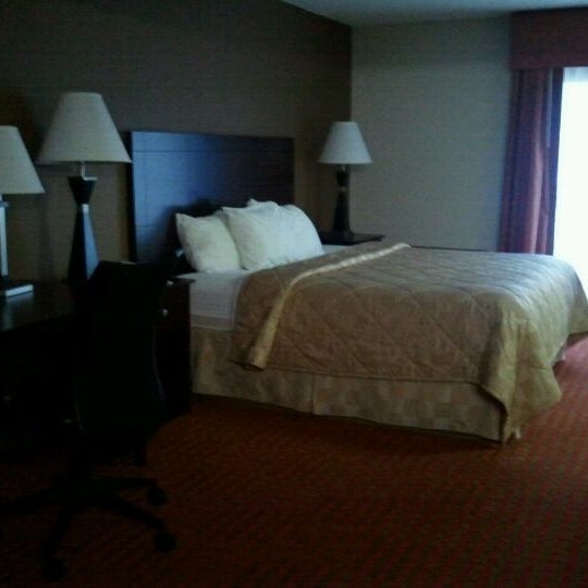 Photos At Quality Suites Nashville Airport 162 Visitors