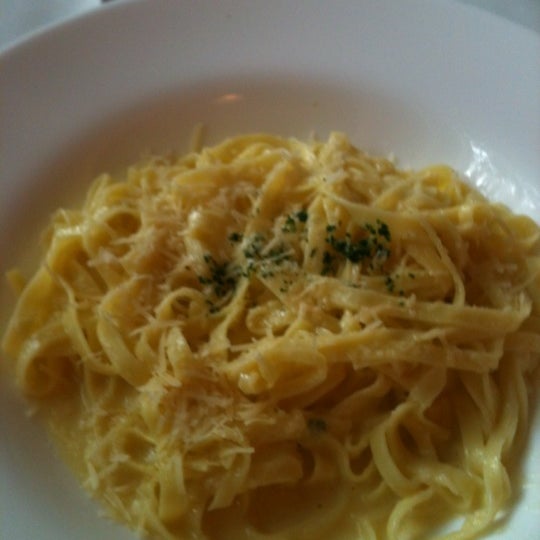 รูปภาพถ่ายที่ La Piadina Cucina Italiana โดย Roberta A. เมื่อ 3/11/2012