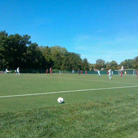 Снимок сделан в Sporting Club Training Center пользователем Zachary C. 9/11/2012