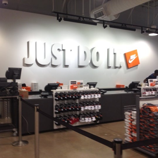 allen outlets nike store