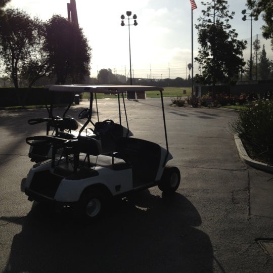 Снимок сделан в Heartwell Golf Course пользователем Bryan S. 4/18/2012
