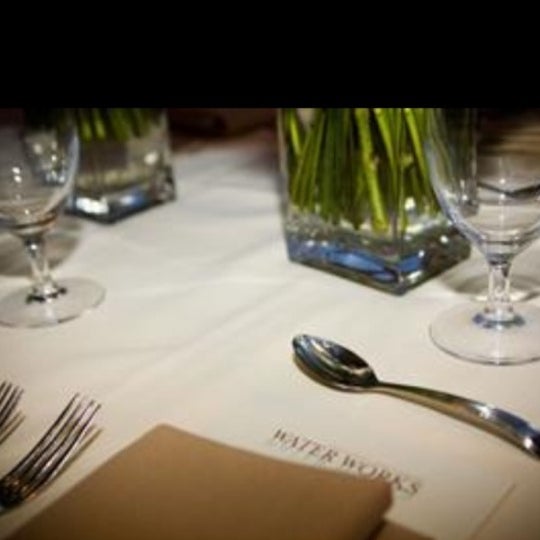 2/26/2012にLish M.がWater Works Restaurant &amp; Loungeで撮った写真