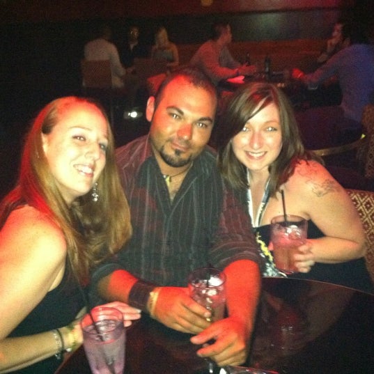 4/29/2012 tarihinde Kathleen C.ziyaretçi tarafından The Loft Nightclub'de çekilen fotoğraf