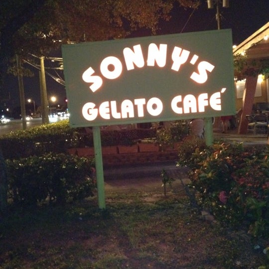 Photo taken at Sonny&#39;s Gelato Cafe by Tammy S. on 6/30/2012