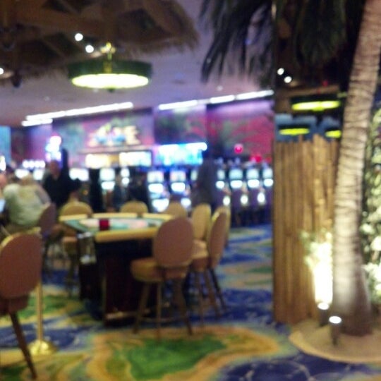 รูปภาพถ่ายที่ Margaritaville Casino โดย Lindsey L. เมื่อ 8/4/2012