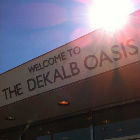 Photo taken at DeKalb Oasis Travel Plaza by Kelly J. on 7/27/2012