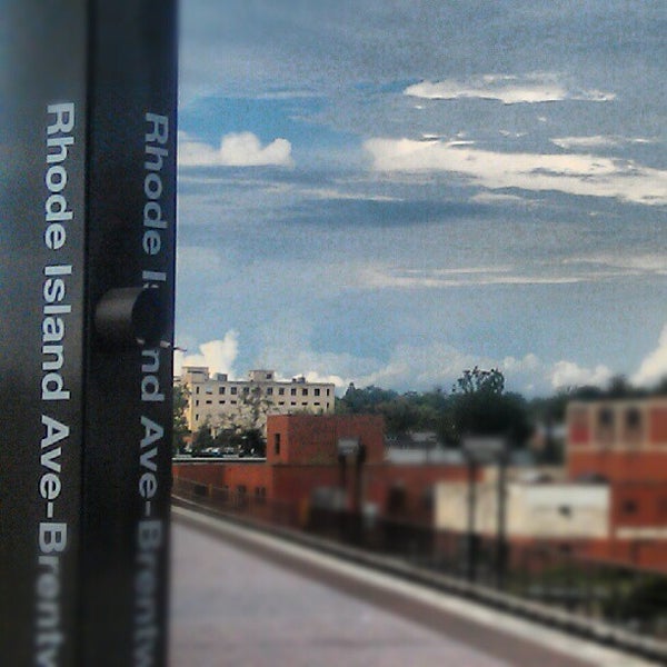 Rhode Island Ave-Brentwood Metro Station - Brentwood - 11 tips