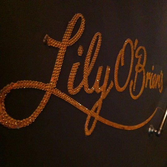 9/7/2012에 Laura M.님이 Lily O&#39;Brien&#39;s Chocolate Cafe에서 찍은 사진