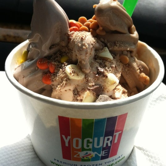 Photo taken at Yogurt Zone by Detters S. on 3/2/2012