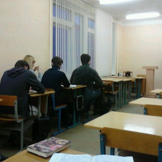 2/16/2012 tarihinde Ludmila S.ziyaretçi tarafından Институт предпринимательской деятельности'de çekilen fotoğraf