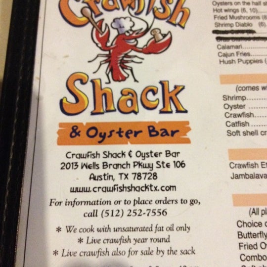 Foto scattata a Crawfish Shack &amp; Oyster Bar North da Kim S. il 2/25/2012