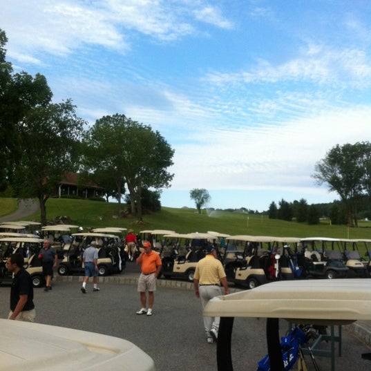Das Foto wurde bei SkyView Golf Club von Bernard V. am 6/28/2012 aufgenommen
