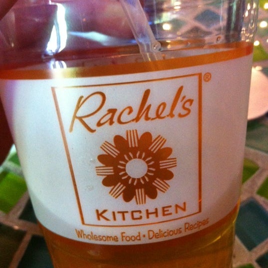 Foto tomada en Rachel&#39;s Kitchen  por Elenis W. el 4/1/2012