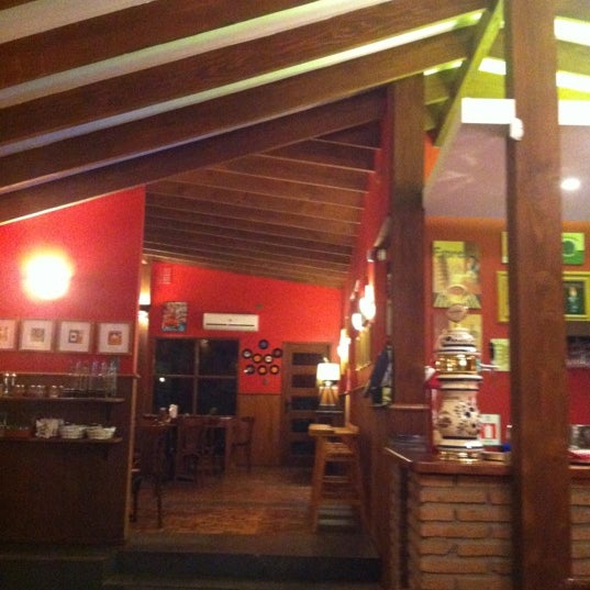 รูปภาพถ่ายที่ La Pizzeria de Renzo โดย Boris เมื่อ 3/29/2012