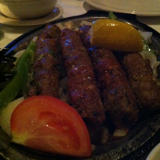Foto tirada no(a) Kabab &amp; Curry por Jhorllana R. em 3/10/2012