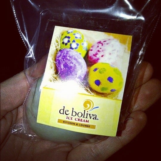 รูปภาพถ่ายที่ de Boliva Ice Cream โดย Amanda K. เมื่อ 4/15/2012