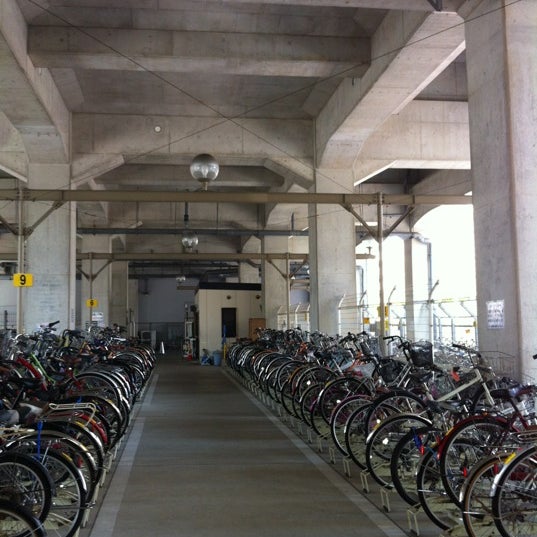 箱崎駅高架下駐輪場 Fukuoka 福岡県