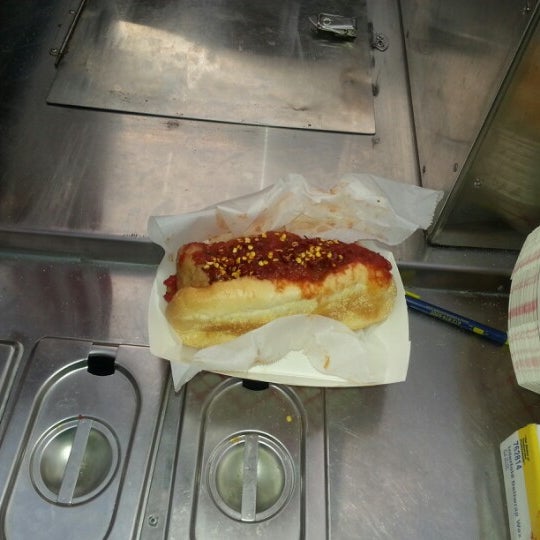 7/13/2012にGeorge O.がSaucy Burt&#39;s - Meatball Food Cartで撮った写真