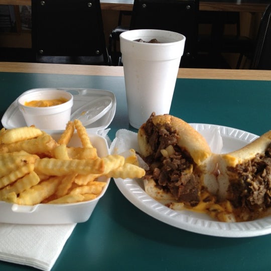 Philadelphia Steak & Hoagie House 9 tips from 133 visitors