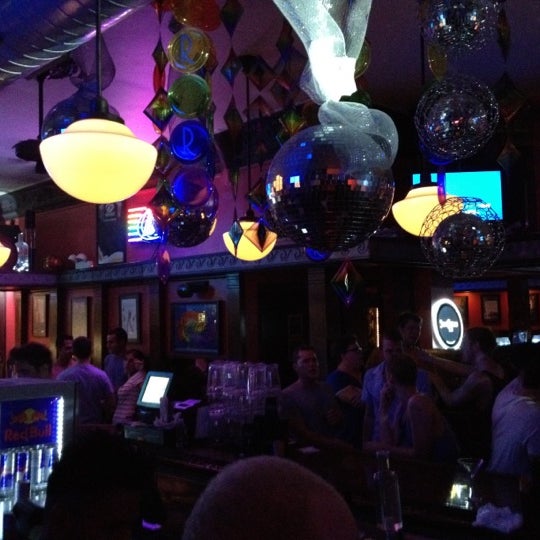 Chicago gay bar downtown paneldase