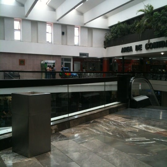 Photo taken at Centro Comercial El Parian by omar g. on 5/19/2012
