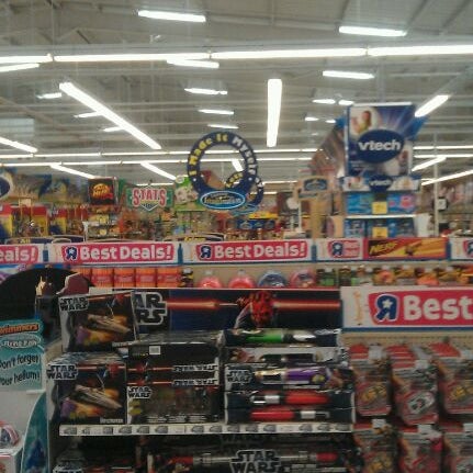 Toys R Us Now Closed Toy Game Store In Norwich