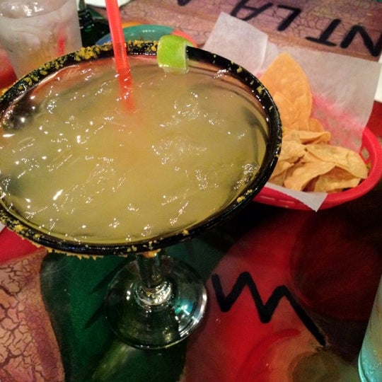7/14/2012 tarihinde Johnziyaretçi tarafından La Mesa Mexican Restaurant'de çekilen fotoğraf