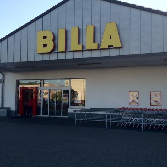 Билла партизанская 10. Родной город билла. Супермаркет билла 2000 год. Городок билла. Деревянное билла.