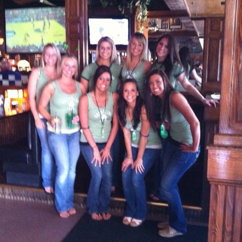 Photo taken at Old Towne Tavern &amp; Grille Kennesaw by Brittany W. on 5/14/2012