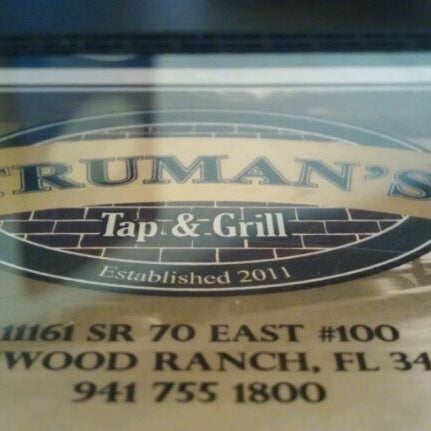 Foto tomada en Truman&#39;s Tap &amp; Grill  por Uriel Q. el 4/11/2012
