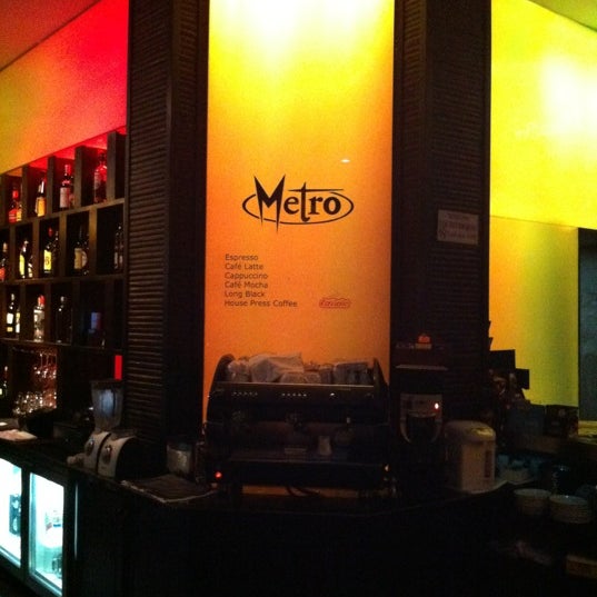 3/27/2012 tarihinde Просто Д.ziyaretçi tarafından Metro Hassakan (Metro Cafe)'de çekilen fotoğraf