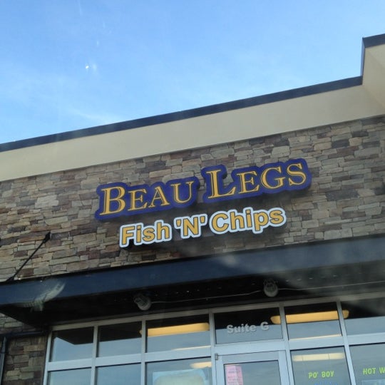 Photo taken at Beau Legs Fish &amp; Chips by Sherrina on 3/25/2012