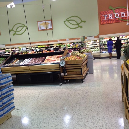 Publix Grocery Store