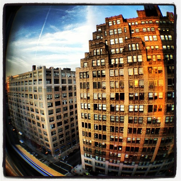 8/7/2012 tarihinde Joakim J.ziyaretçi tarafından Courtyard by Marriott New York Manhattan/SoHo'de çekilen fotoğraf
