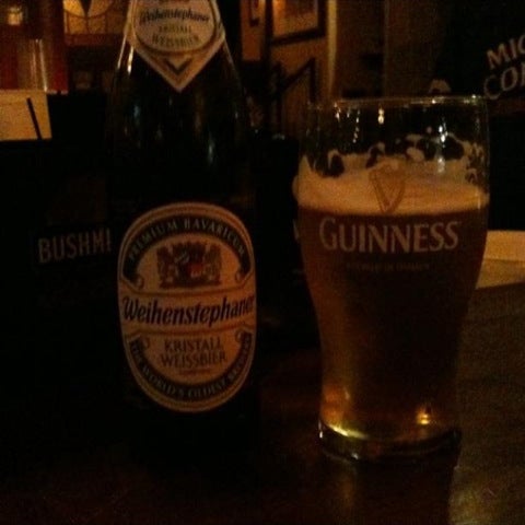 Photo taken at Cregeen&#39;s Irish Pub by Ashleigh E. on 9/4/2012